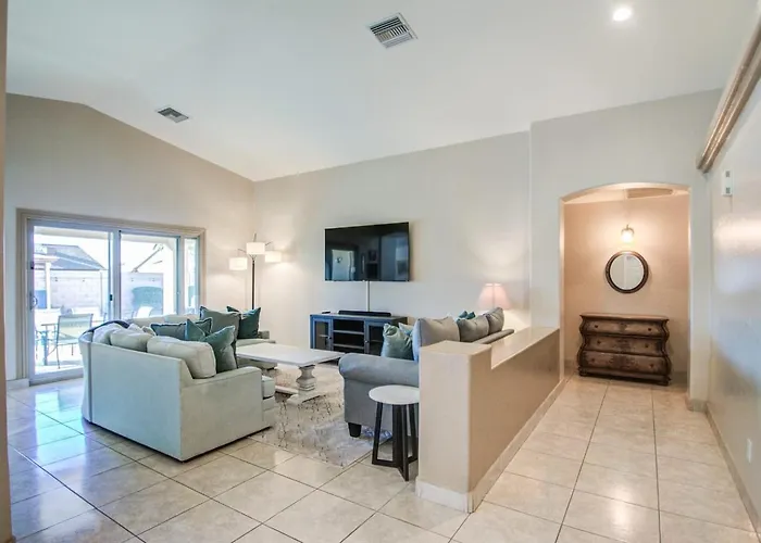 Getaway - Walking Distance To Stadium * Glendale