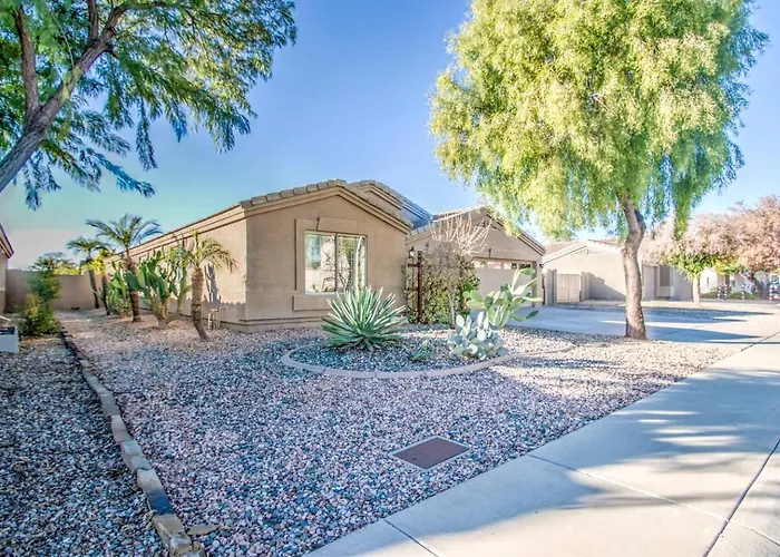 Getaway - Walking Distance To Stadium