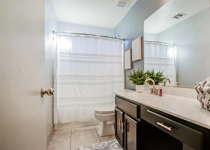 Getaway - Walking Distance To Stadium *