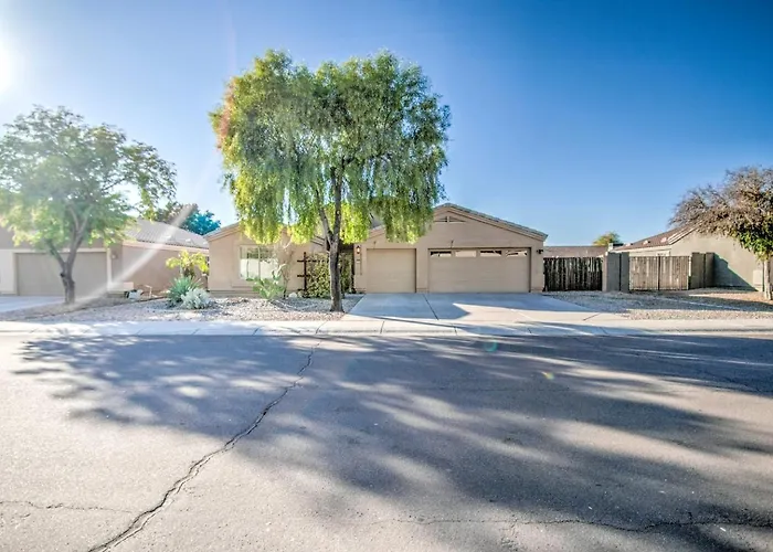 Getaway - Walking Distance To Stadium