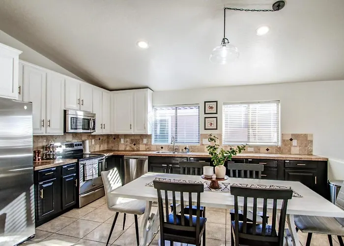 Getaway - Walking Distance To Stadium *