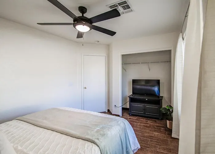 Getaway - Walking Distance To Stadium *