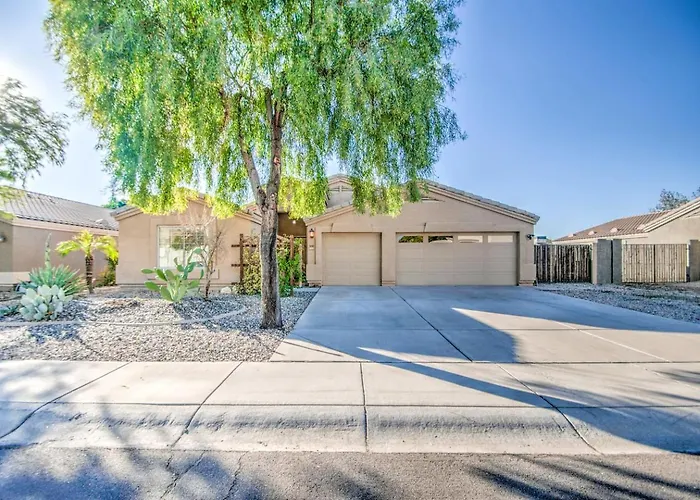 Getaway - Walking Distance To Stadium * Glendale