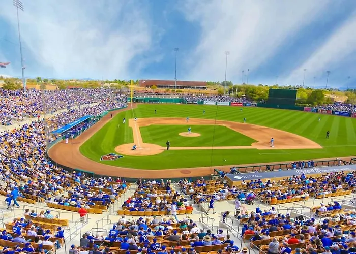 Getaway - Walking Distance To Stadium * Glendale